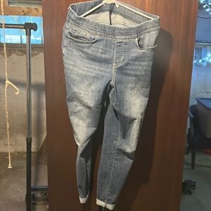 Stretchy pull on jeans